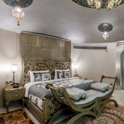Honeymoon Suite