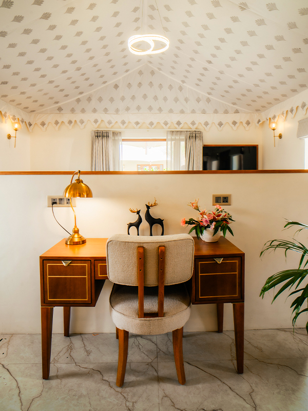 Palace Suite 2