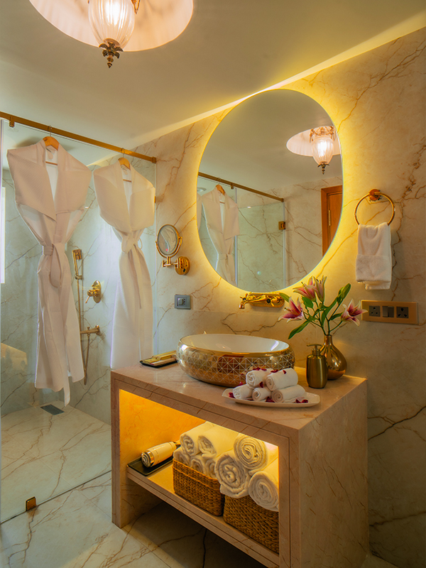 Palace Suite 3