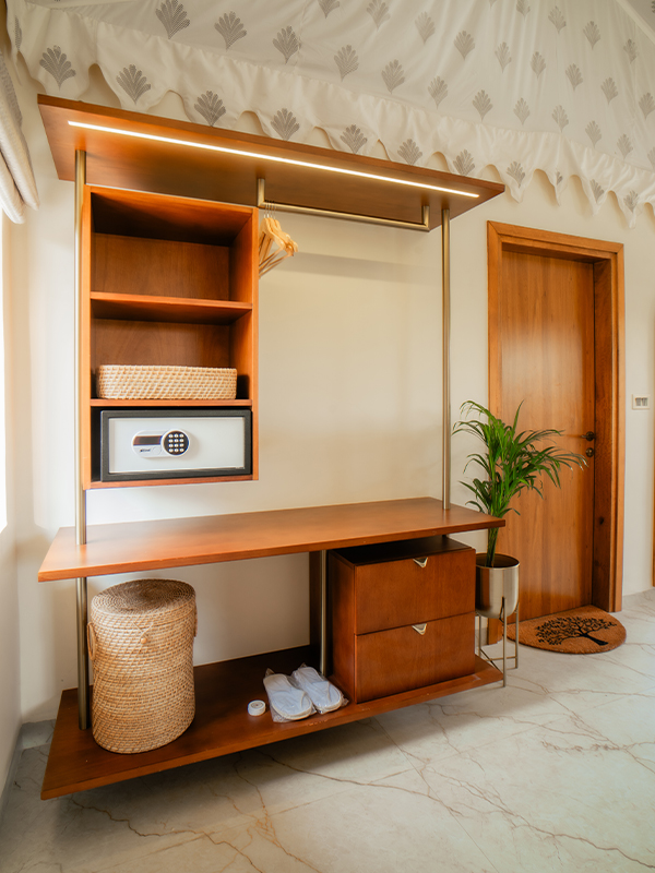 Palace Suite 6
