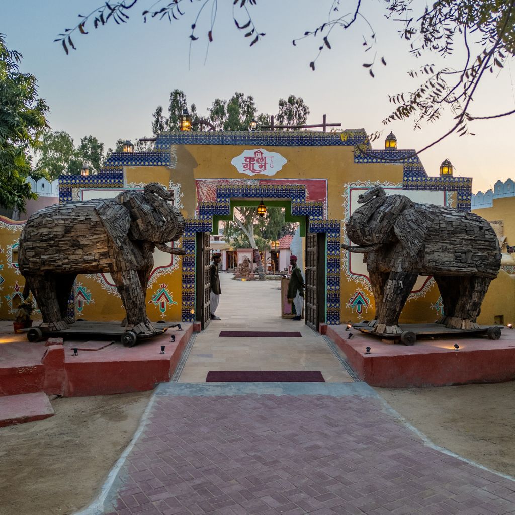 Best Market in Jaipur for Clothes