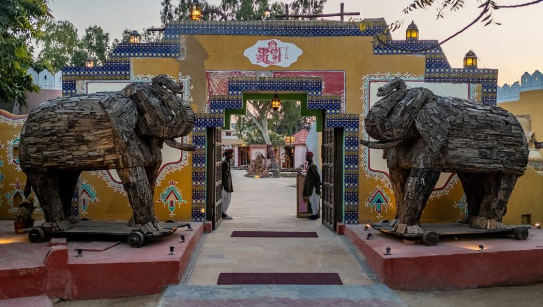Best Market in Jaipur for Clothes