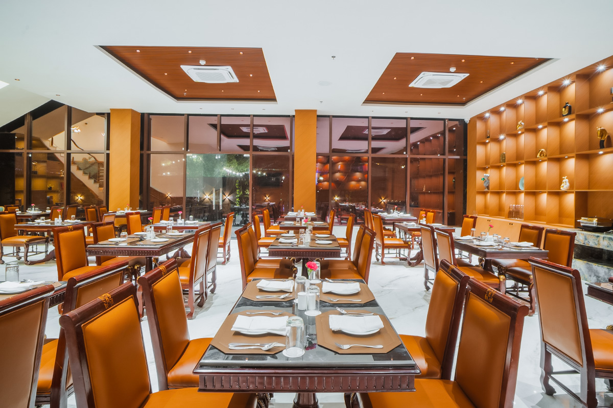 3 Multi-cuisine Restaurant - Cinnamon